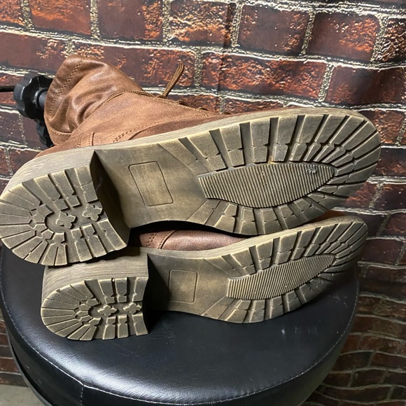 Mudd Brown Combat-Style Boots Sz 8.5 - Picture 3 of 9